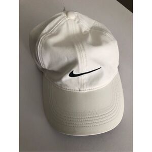 Nike Heritage Women’s Golf Hat